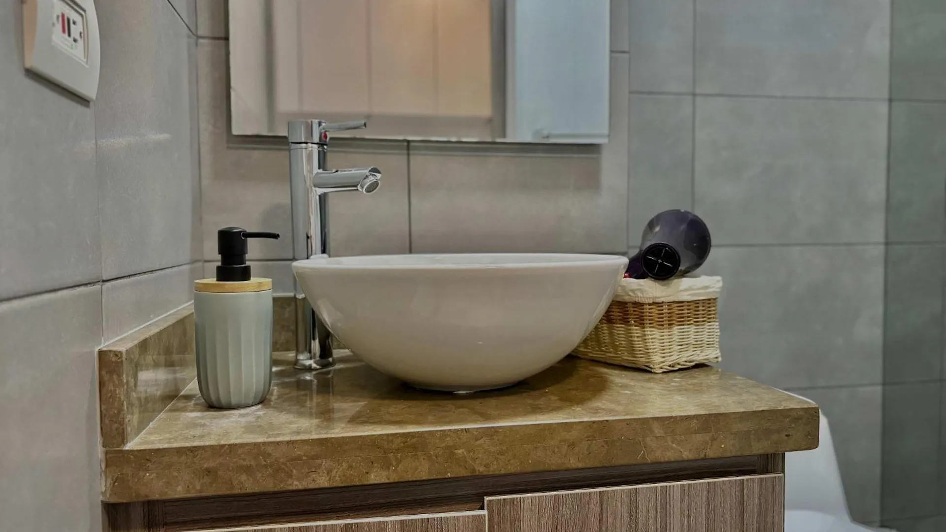 Elegant Loft Near Movistar Arena Apartment Bogota